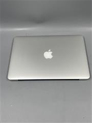 APPLE MACBOOK PRO A1502 2015 i5 8gb 256gb battery cycle count 658